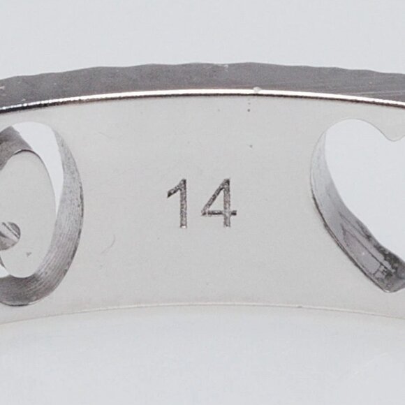 Gucci 18k White Gold Icon Heart Cut Out Ring Size 6.5 - Picture 8 of 8
